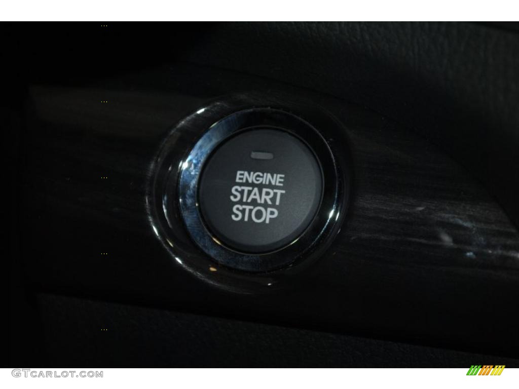 2011 Sorento EX V6 AWD - Ebony Black / Black photo #37