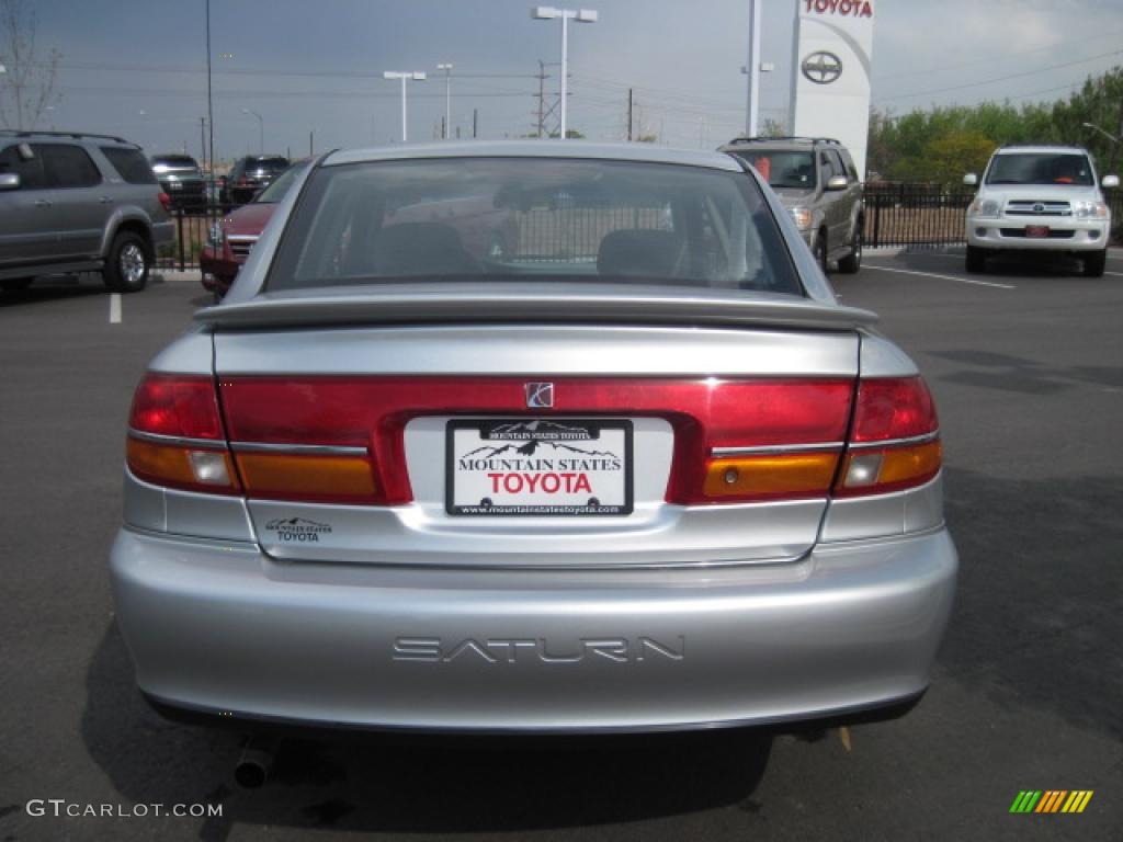 2002 L Series L100 Sedan - Bright Silver / Gray photo #3