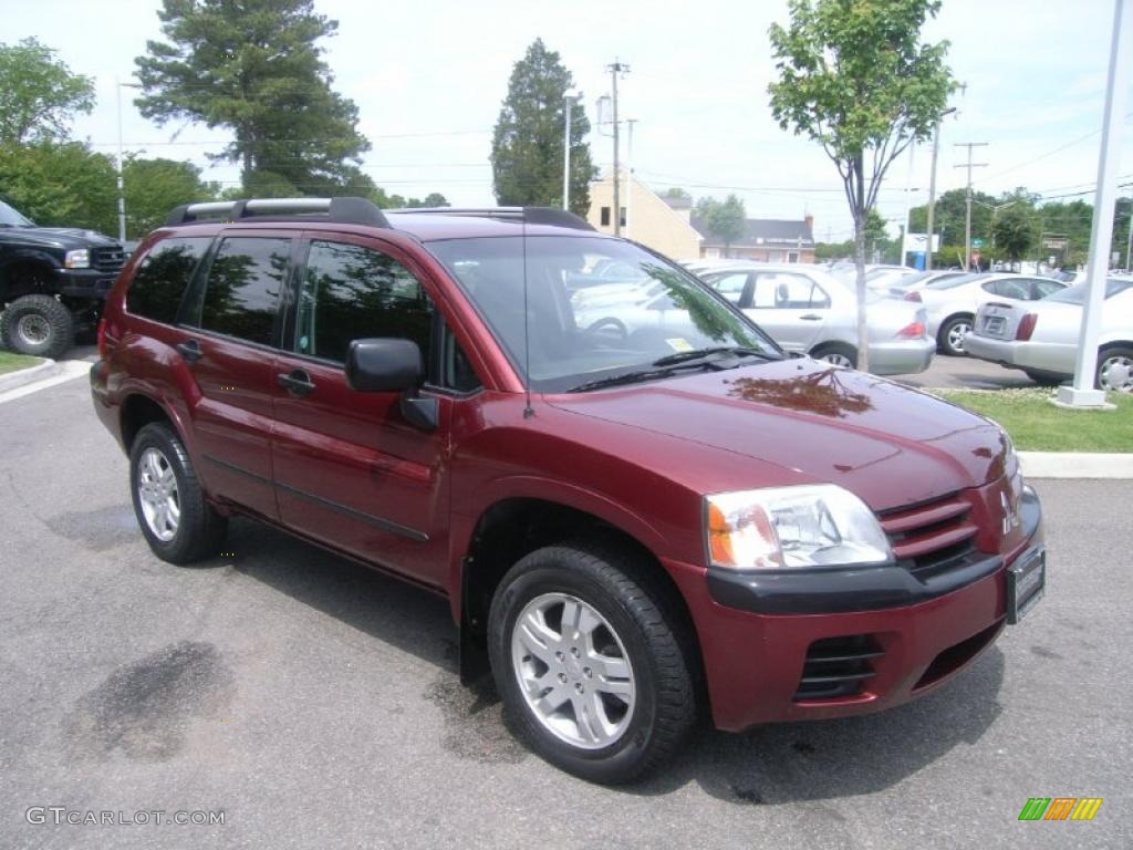 2004 Endeavor LS AWD - Ultra Red Pearl / Charcoal Gray photo #7