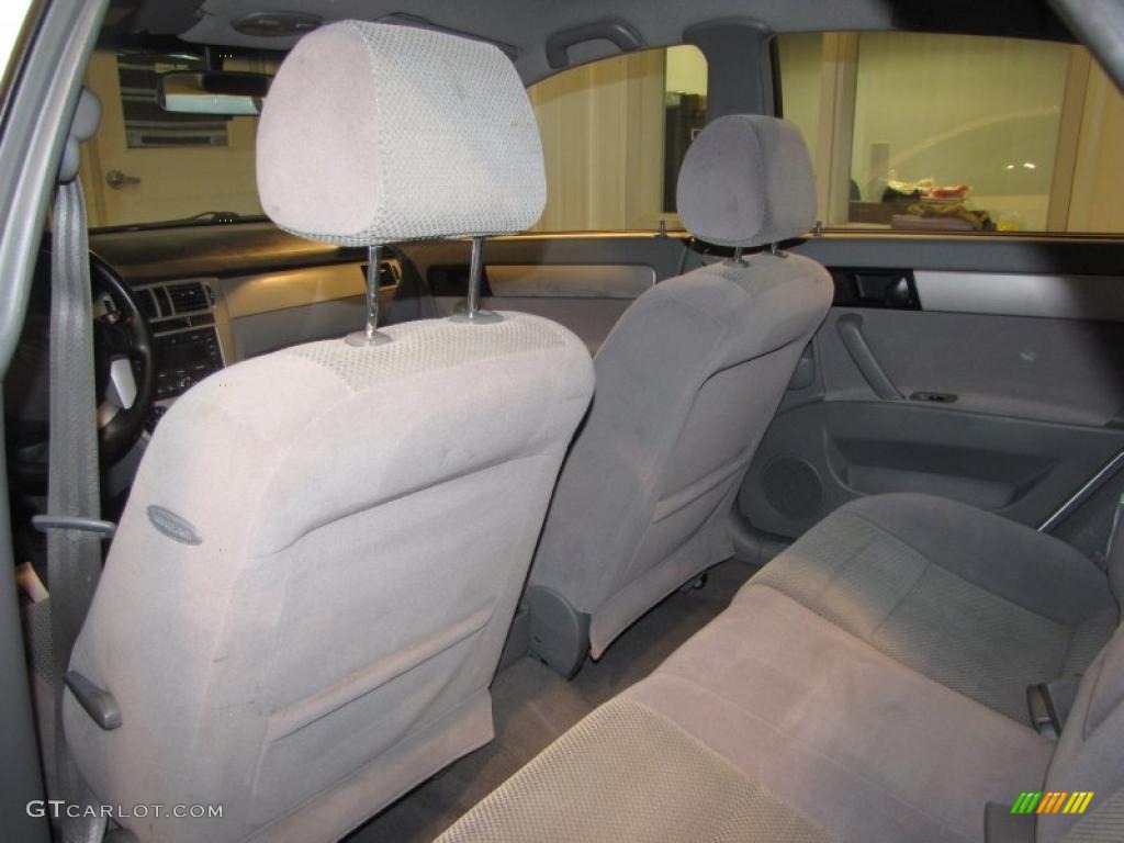 2007 Forenza Sedan - Absolute White / Grey photo #9