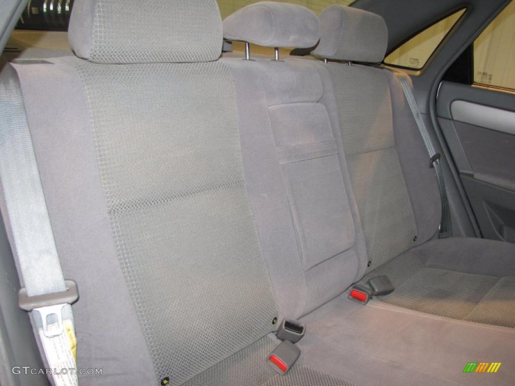 2007 Forenza Sedan - Absolute White / Grey photo #13