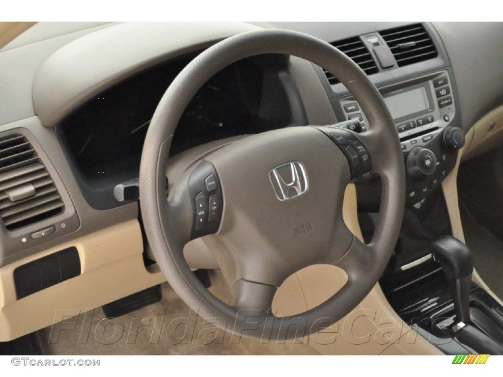 2006 Accord SE Sedan - Nighthawk Black Pearl / Ivory photo #16