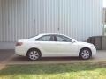 Super White - Camry LE Photo No. 17