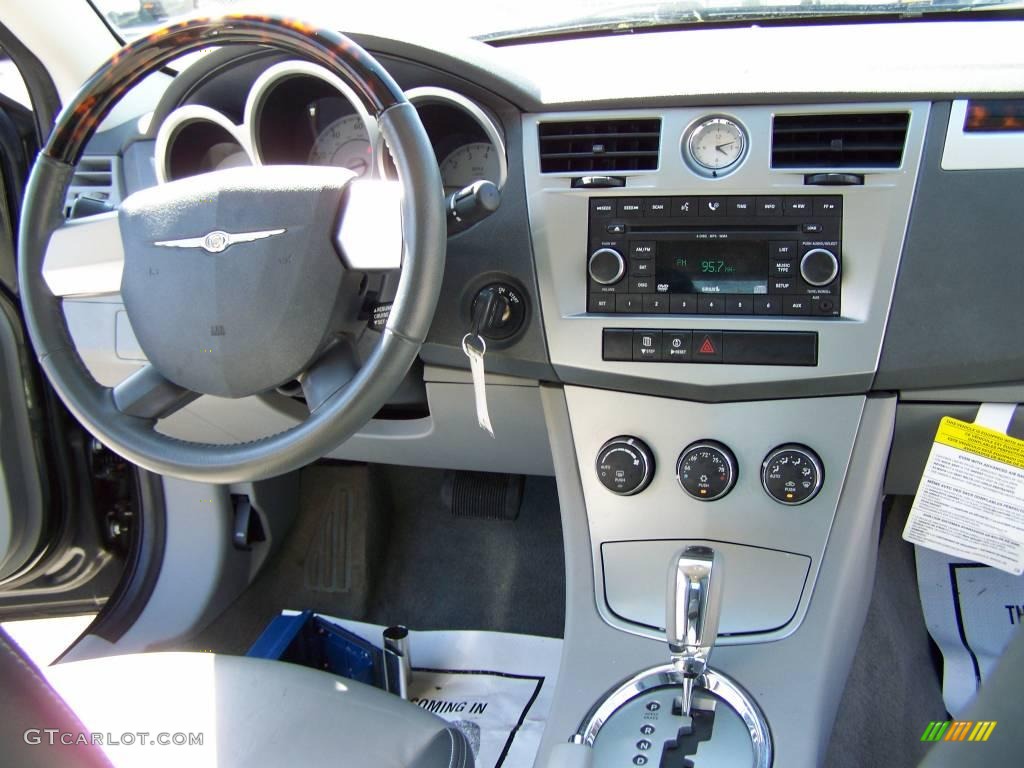 2007 Sebring Limited Sedan - Brilliant Black Crystal Pearl / Dark Slate Gray/Light Slate Gray photo #12