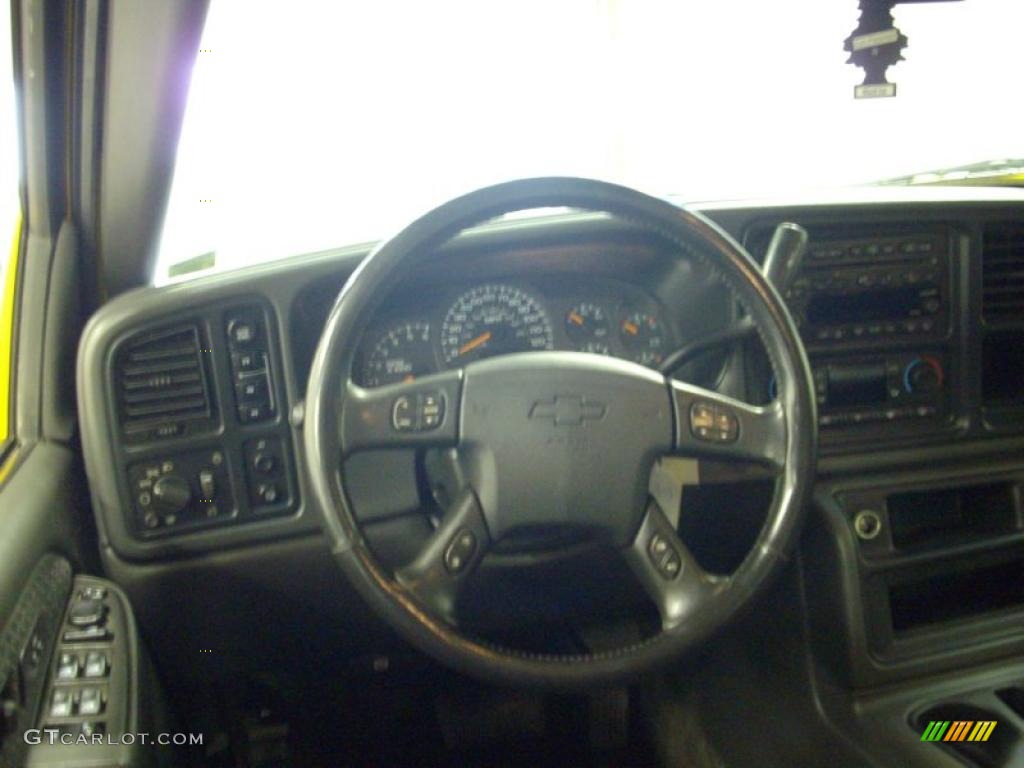 2003 Avalanche 1500 Z71 4x4 - Yellow / Dark Charcoal photo #9