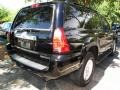 Black - 4Runner SR5 Photo No. 2