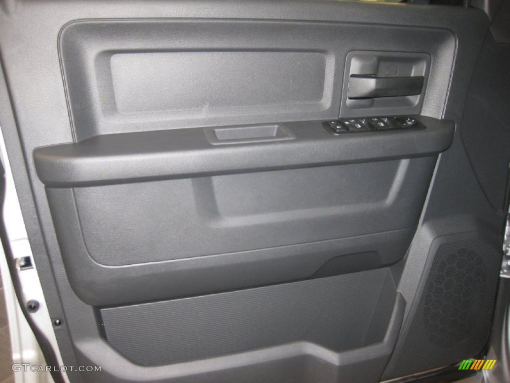 2010 Ram 1500 ST Quad Cab 4x4 - Bright Silver Metallic / Dark Slate/Medium Graystone photo #15