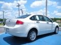 2010 White Suede Ford Focus SE Sedan  photo #3