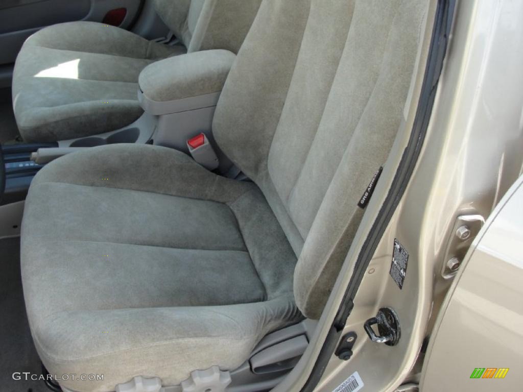2002 Elantra GLS Sedan - Champagne Beige / Beige photo #30