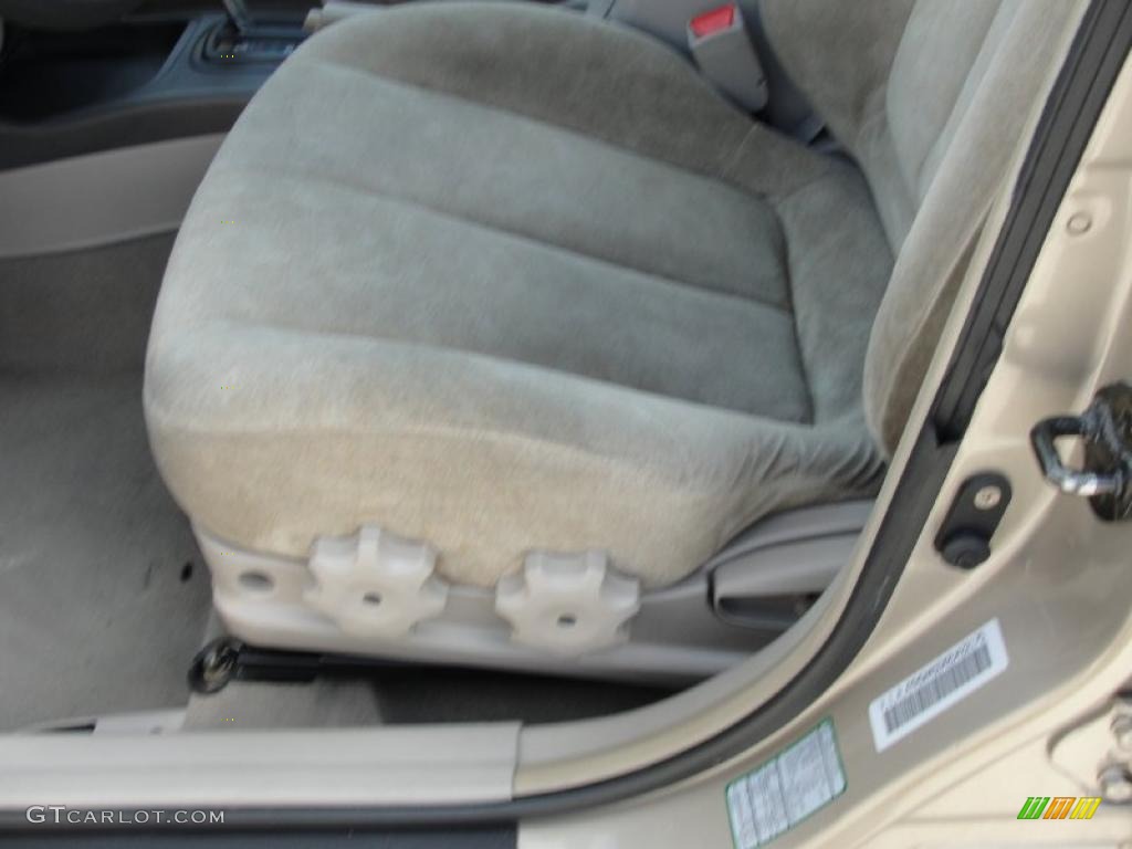 2002 Elantra GLS Sedan - Champagne Beige / Beige photo #31