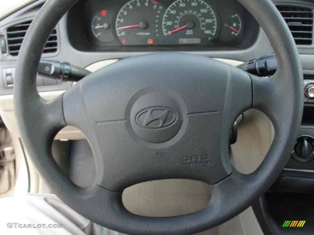 2002 Elantra GLS Sedan - Champagne Beige / Beige photo #36
