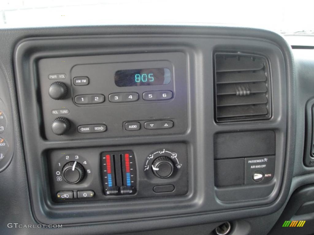 2004 Silverado 1500 Regular Cab 4x4 - Silver Birch Metallic / Dark Charcoal photo #31