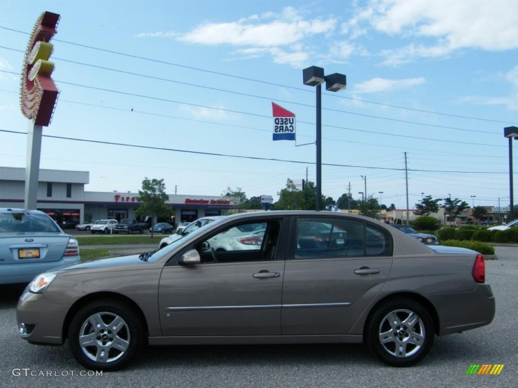 2007 Malibu LT Sedan - Amber Bronze Metallic / Ebony Black photo #2