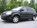 2008 Brilliant Black Crystal Pearlcoat Chrysler Town & Country Touring  photo #4