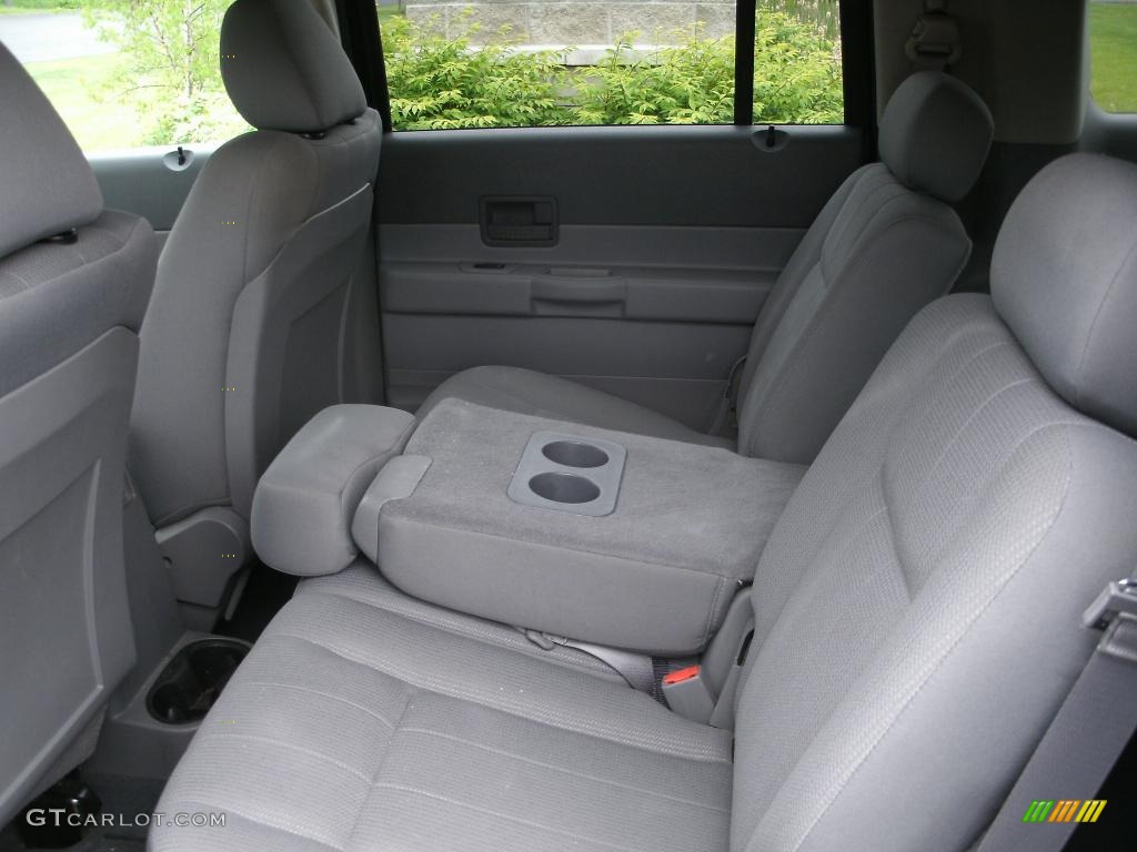 2006 Durango SXT 4x4 - Black / Light Graystone photo #8