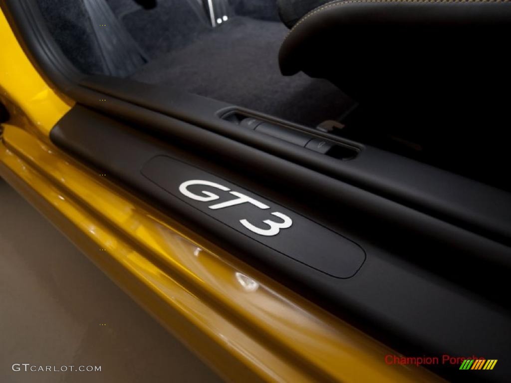 2010 911 GT3 - Speed Yellow / Black w/Alcantara photo #15
