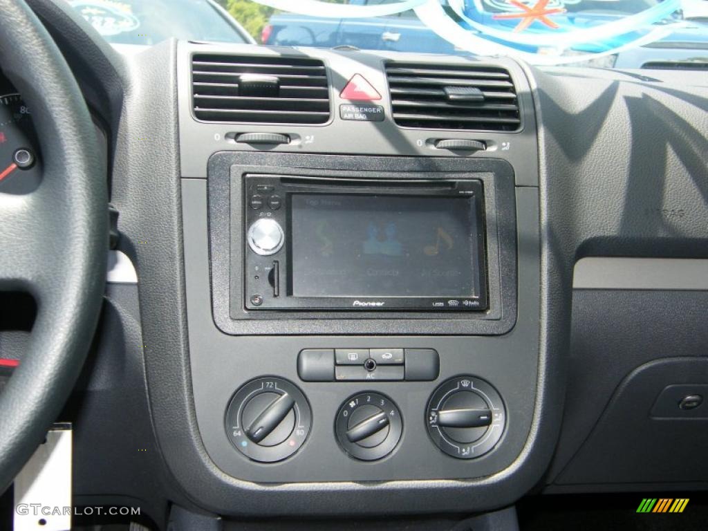 2008 Rabbit 2 Door - Sage Green Metallic / Anthracite Black photo #20
