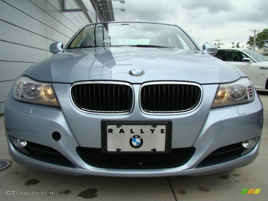 2010 3 Series 328i xDrive Sedan - Blue Water Metallic / Beige photo #2