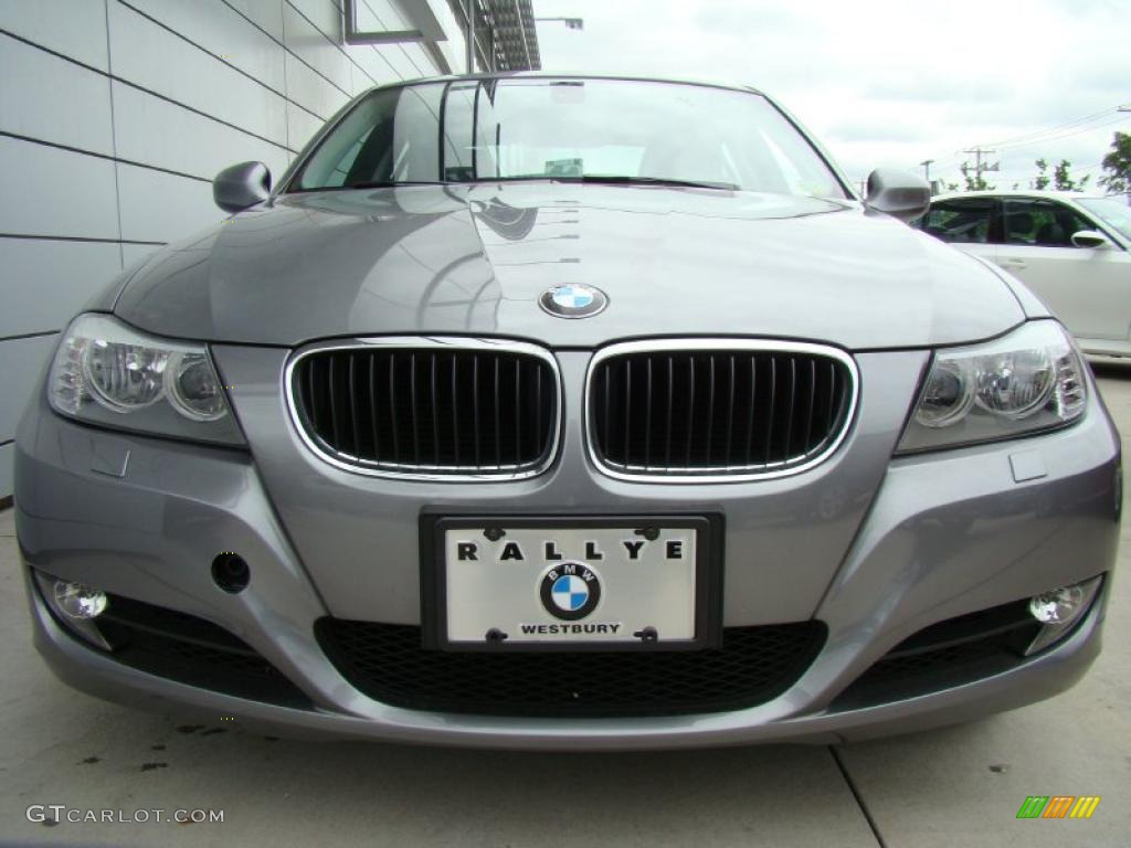 2010 3 Series 328i xDrive Sedan - Space Gray Metallic / Black photo #2