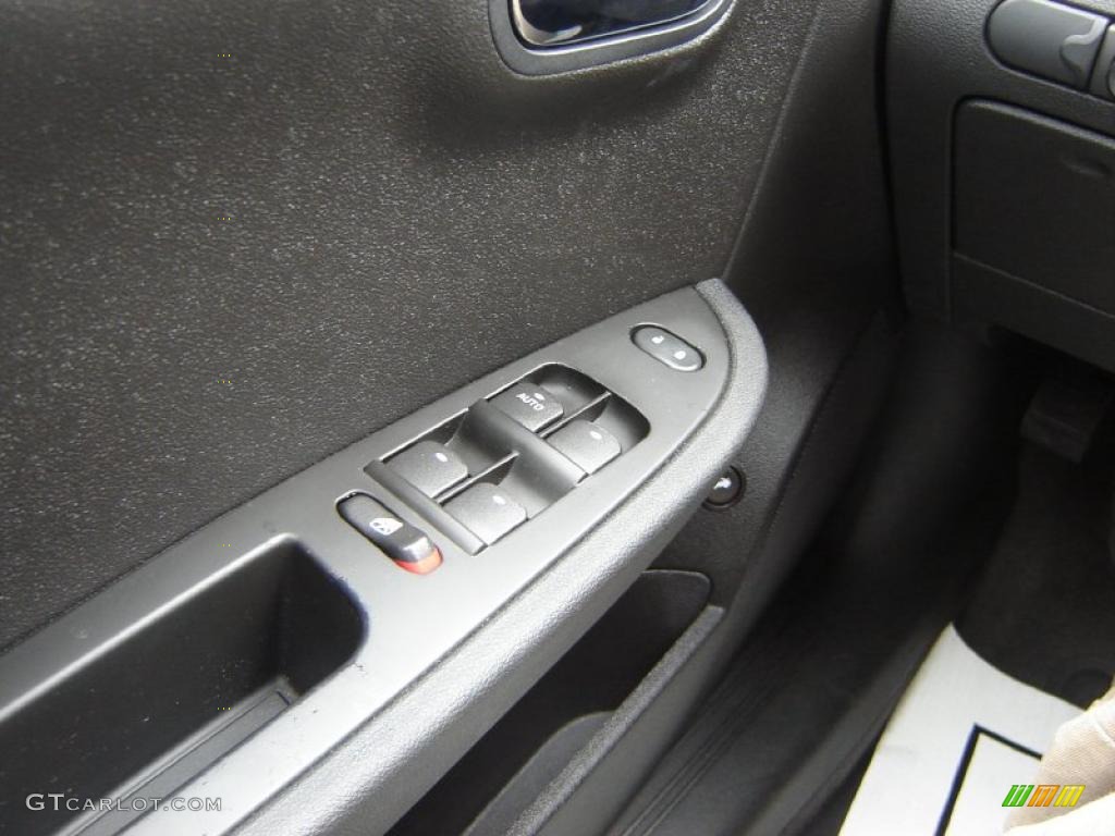 2009 Aura XR - Techno Gray / Black photo #15