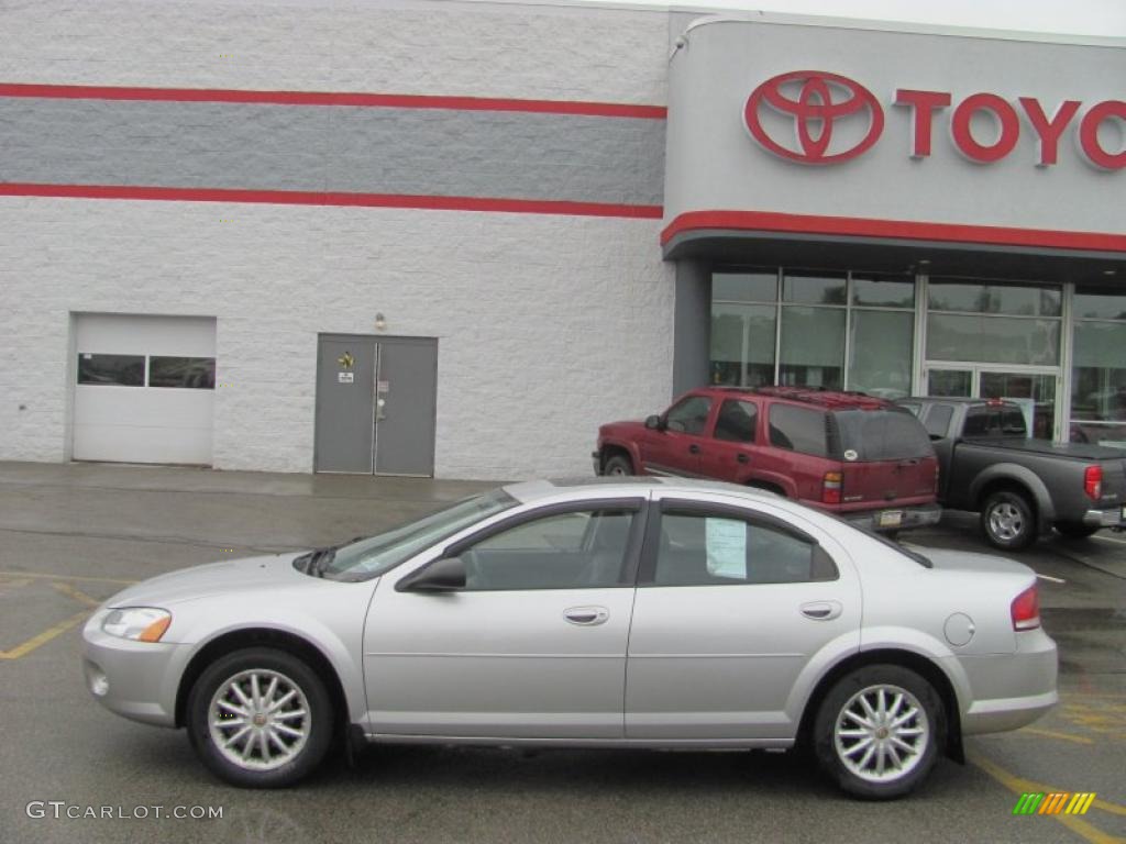 2003 Sebring LX Sedan - Bright Silver Metallic / Dark Slate Gray photo #2