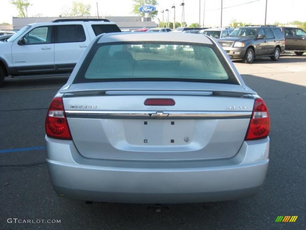 2006 Malibu LT V6 Sedan - Silverstone Metallic / Titanium Gray photo #4