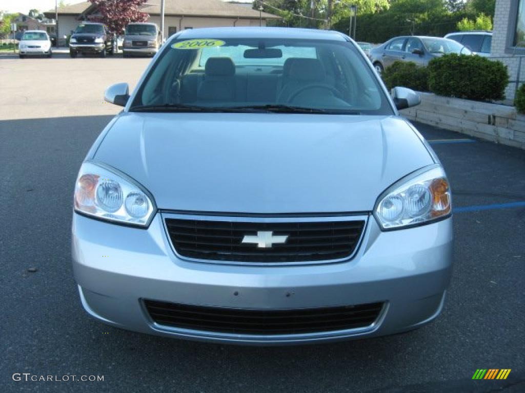 2006 Malibu LT V6 Sedan - Silverstone Metallic / Titanium Gray photo #9