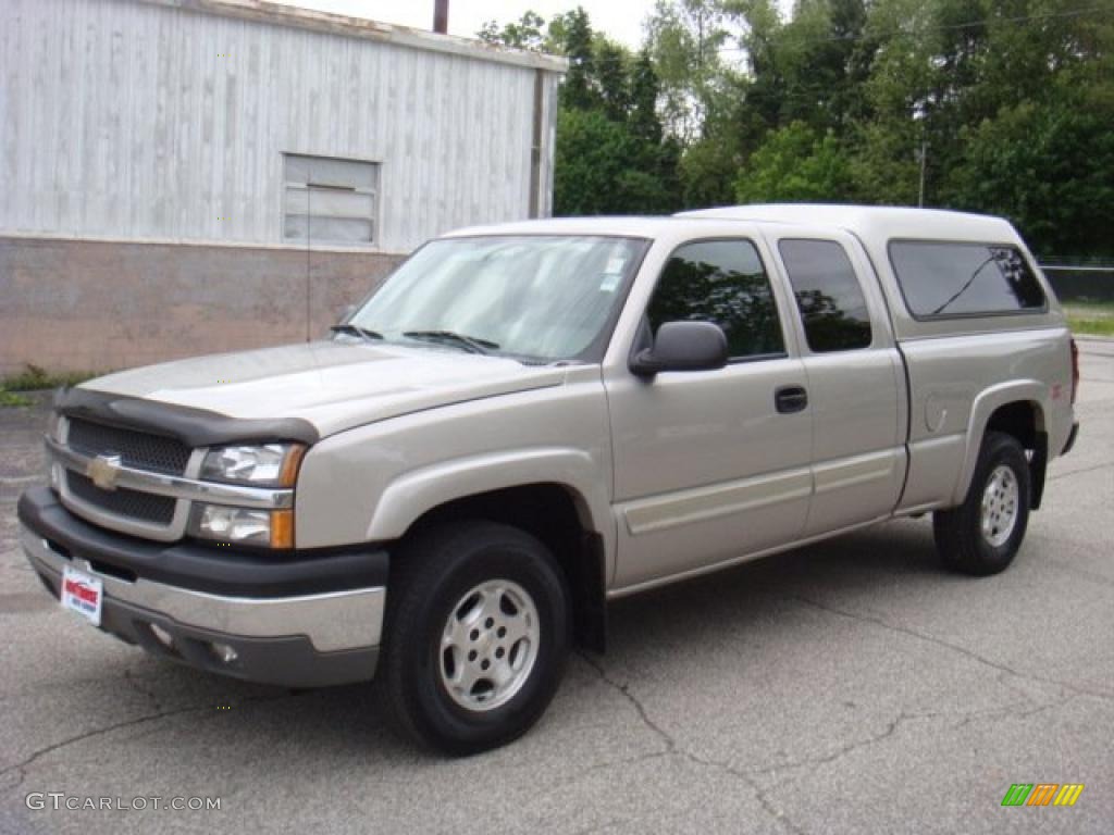 2004 Silverado 1500 Z71 Extended Cab 4x4 - Silver Birch Metallic / Medium Gray photo #3