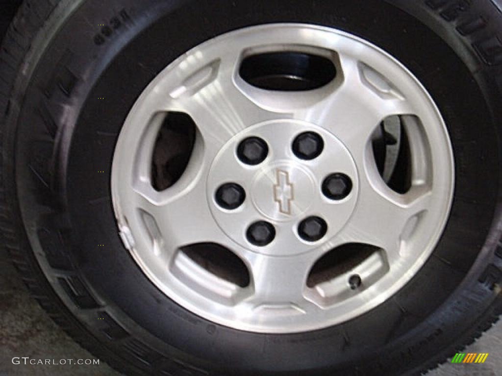 2004 Silverado 1500 Z71 Extended Cab 4x4 - Silver Birch Metallic / Medium Gray photo #35