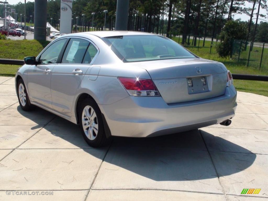 2008 Accord LX-P Sedan - Alabaster Silver Metallic / Gray photo #9