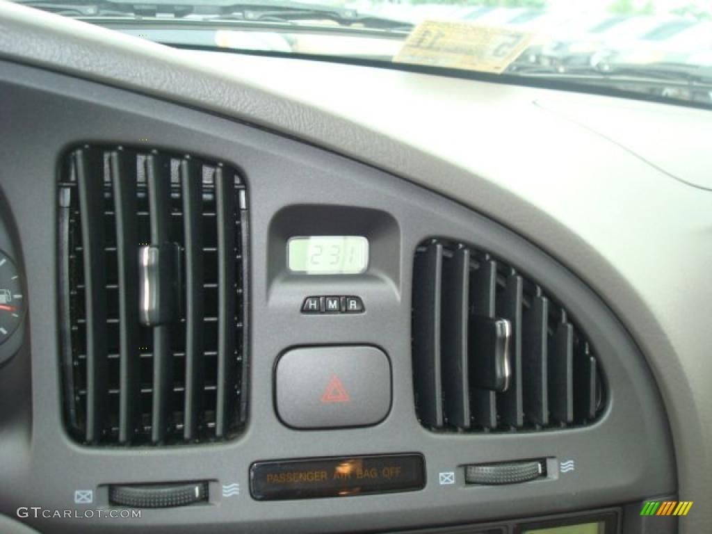 2004 Elantra GLS Sedan - Hazelnut / Beige photo #16