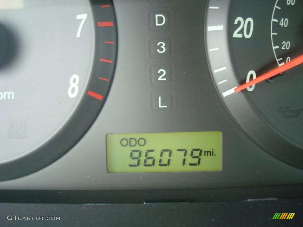 2004 Elantra GLS Sedan - Hazelnut / Beige photo #18