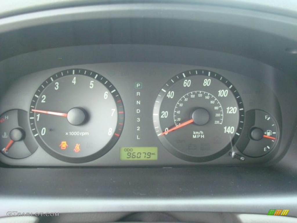 2004 Elantra GLS Sedan - Hazelnut / Beige photo #19