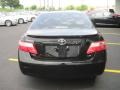 Black - Camry LE Photo No. 9