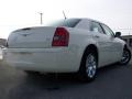 2008 Cool Vanilla White Chrysler 300 Limited  photo #5