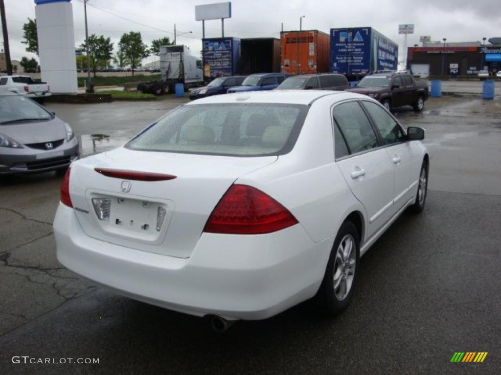 2007 Accord EX-L Sedan - Taffeta White / Ivory photo #4