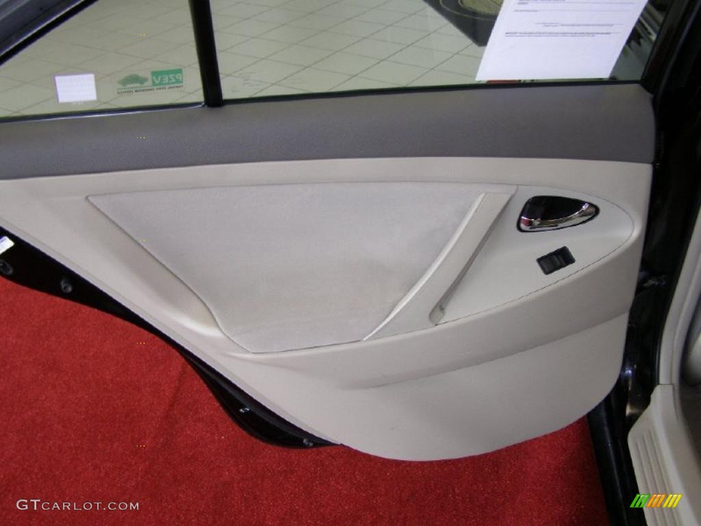 2007 Camry CE - Black / Ash photo #24