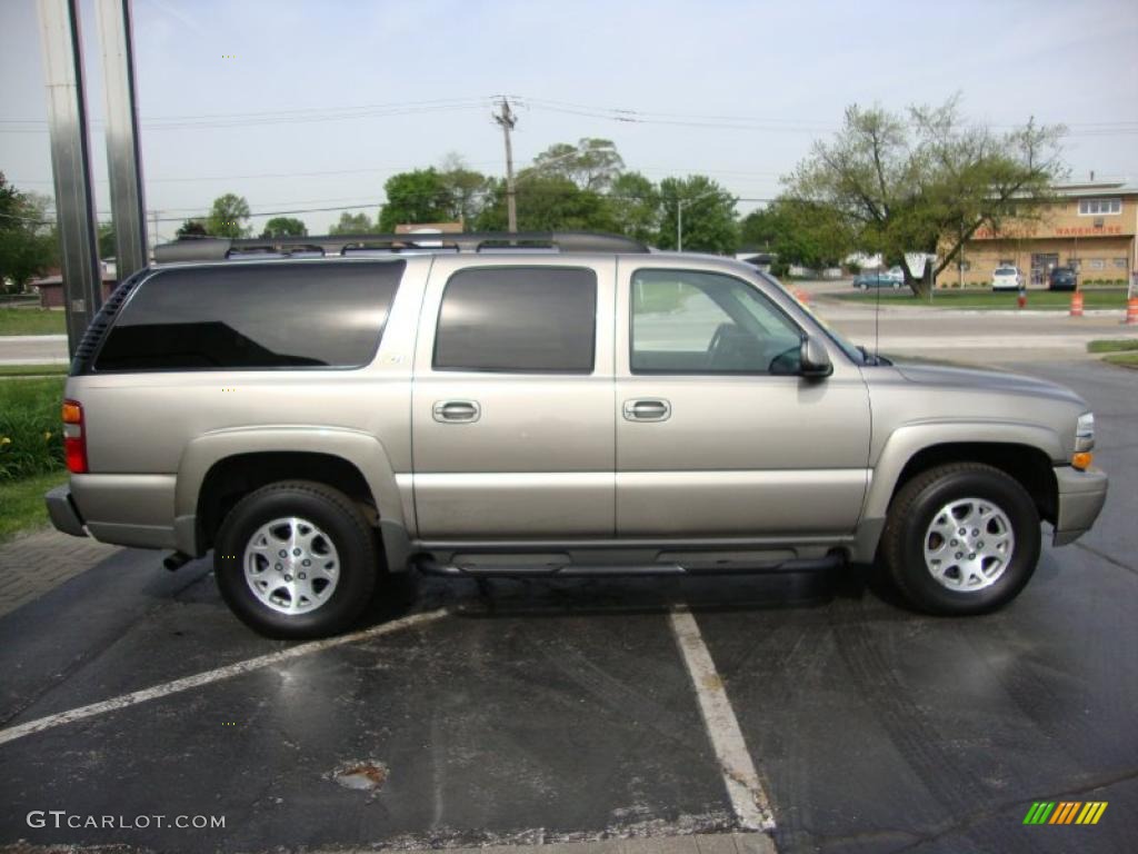 2003 Suburban 1500 Z71 4x4 - Light Pewter Metallic / Gray/Dark Charcoal photo #7