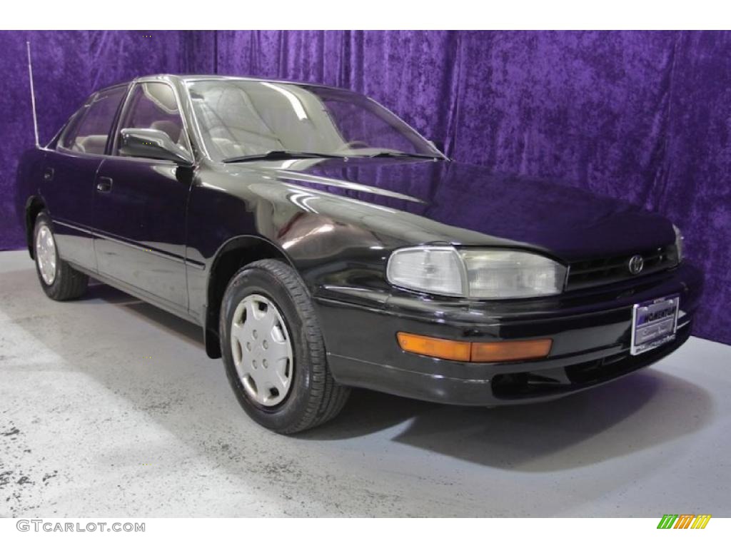 1994 Camry LE Sedan - Black / Beige photo #1