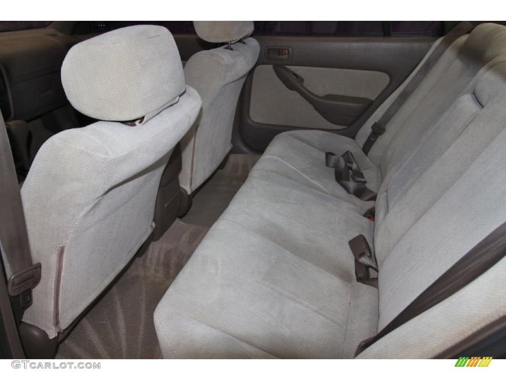 1994 Camry LE Sedan - Black / Beige photo #18