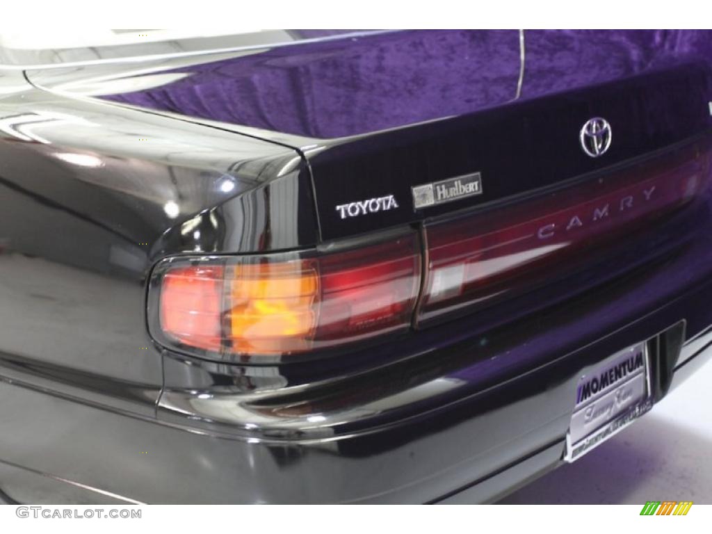 1994 Camry LE Sedan - Black / Beige photo #32