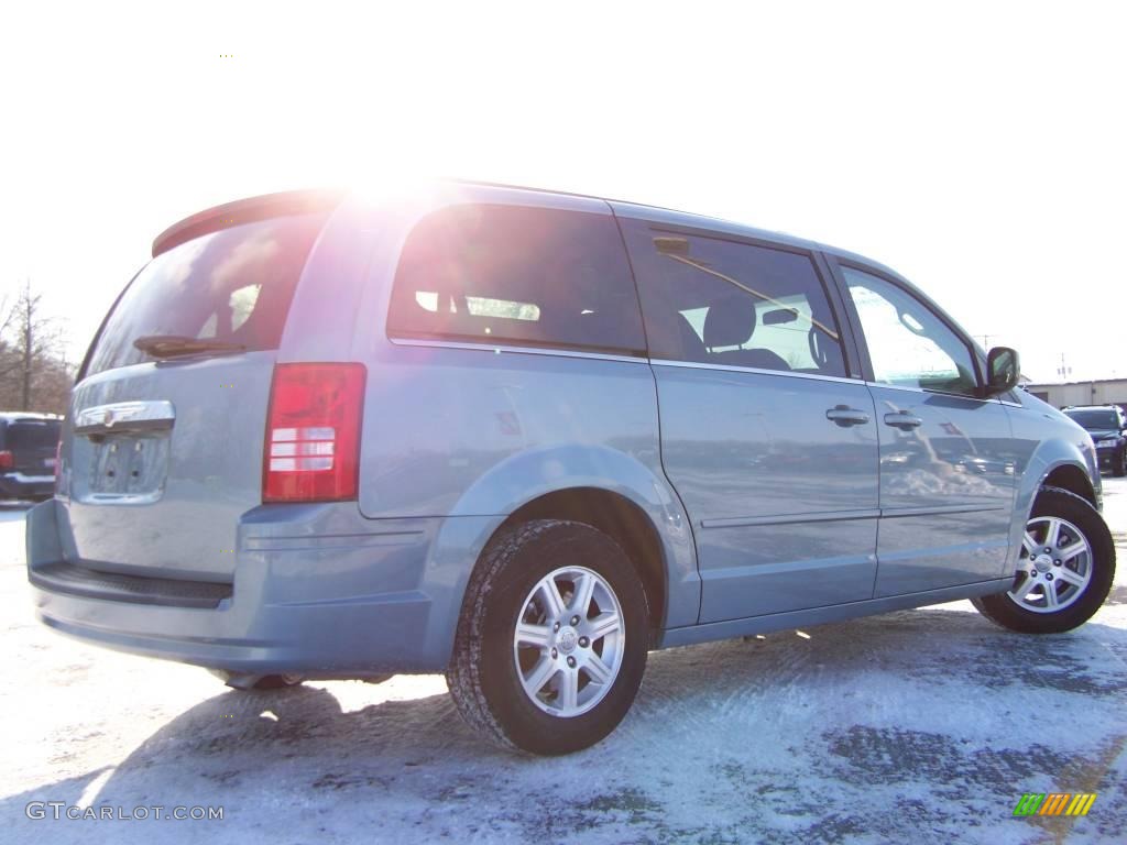 2008 Town & Country Touring - Clearwater Blue Pearlcoat / Medium Slate Gray/Light Shale photo #3