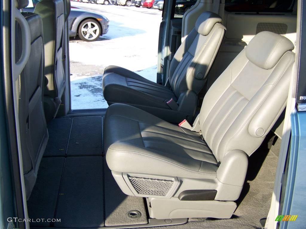 2008 Town & Country Touring - Clearwater Blue Pearlcoat / Medium Slate Gray/Light Shale photo #7