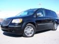 2009 Brilliant Black Crystal Pearl Chrysler Town & Country Limited  photo #1