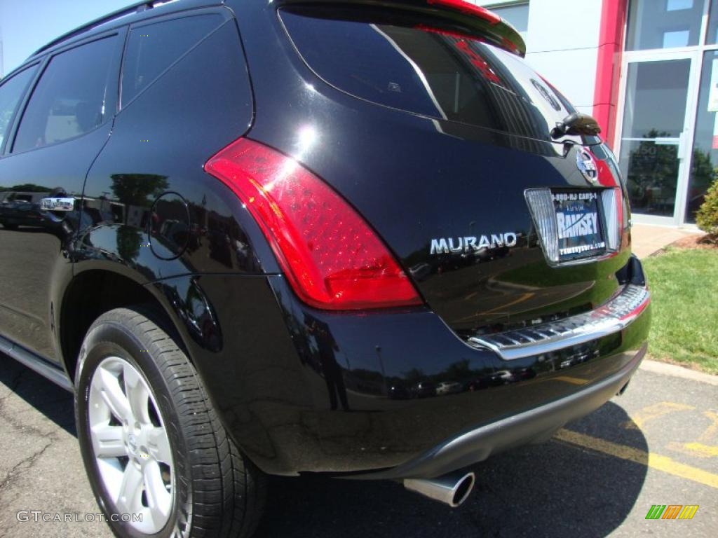 2007 Murano S AWD - Super Black / Charcoal photo #18