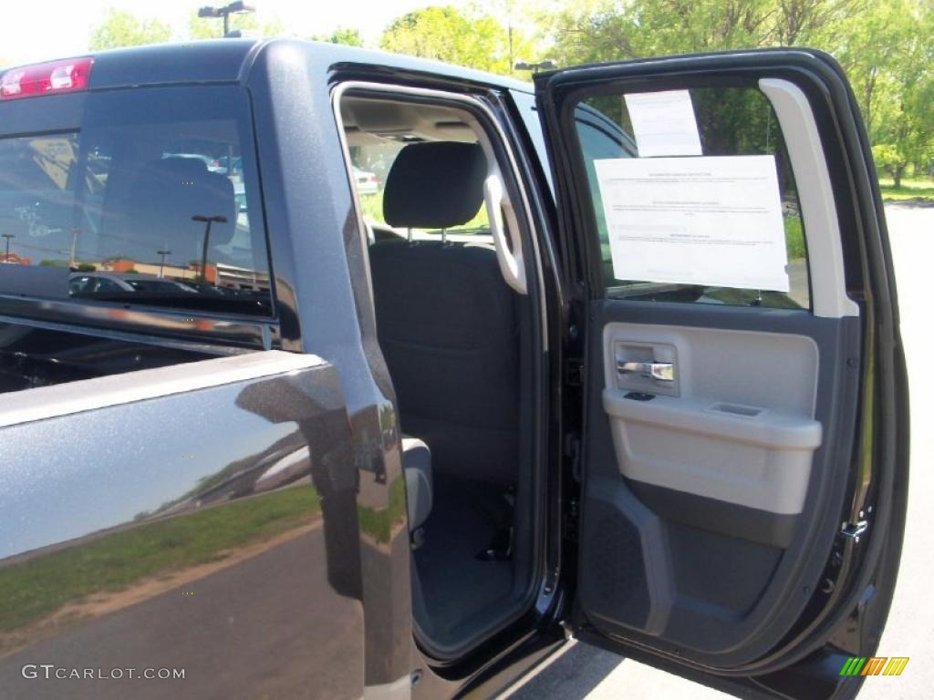 2010 Ram 1500 TRX4 Quad Cab 4x4 - Brilliant Black Crystal Pearl / Dark Slate/Medium Graystone photo #19