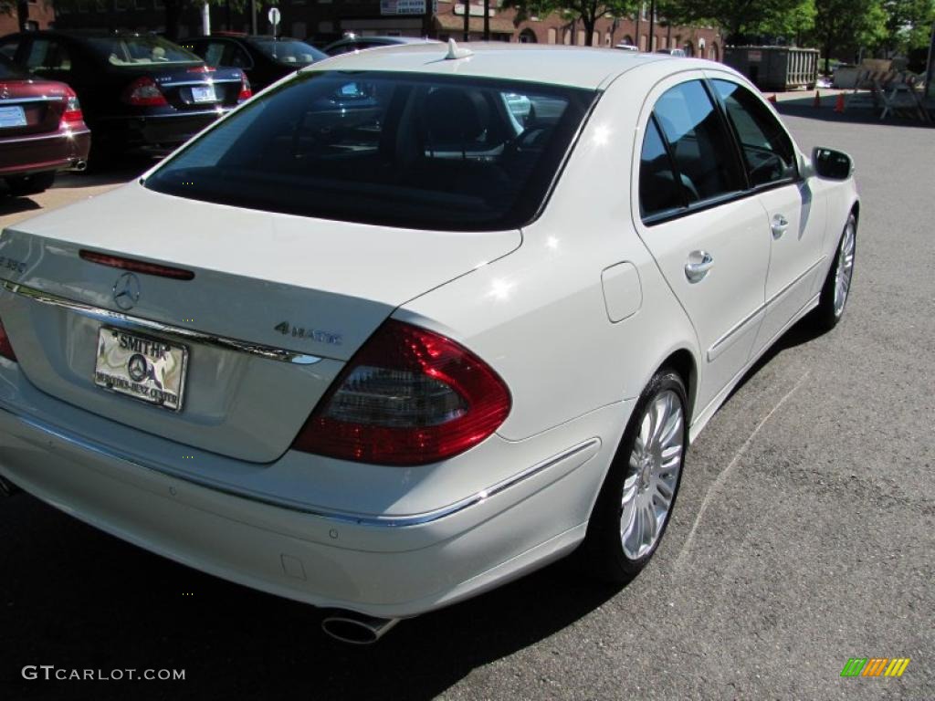 2008 E 350 4Matic Sedan - Arctic White / Black photo #5