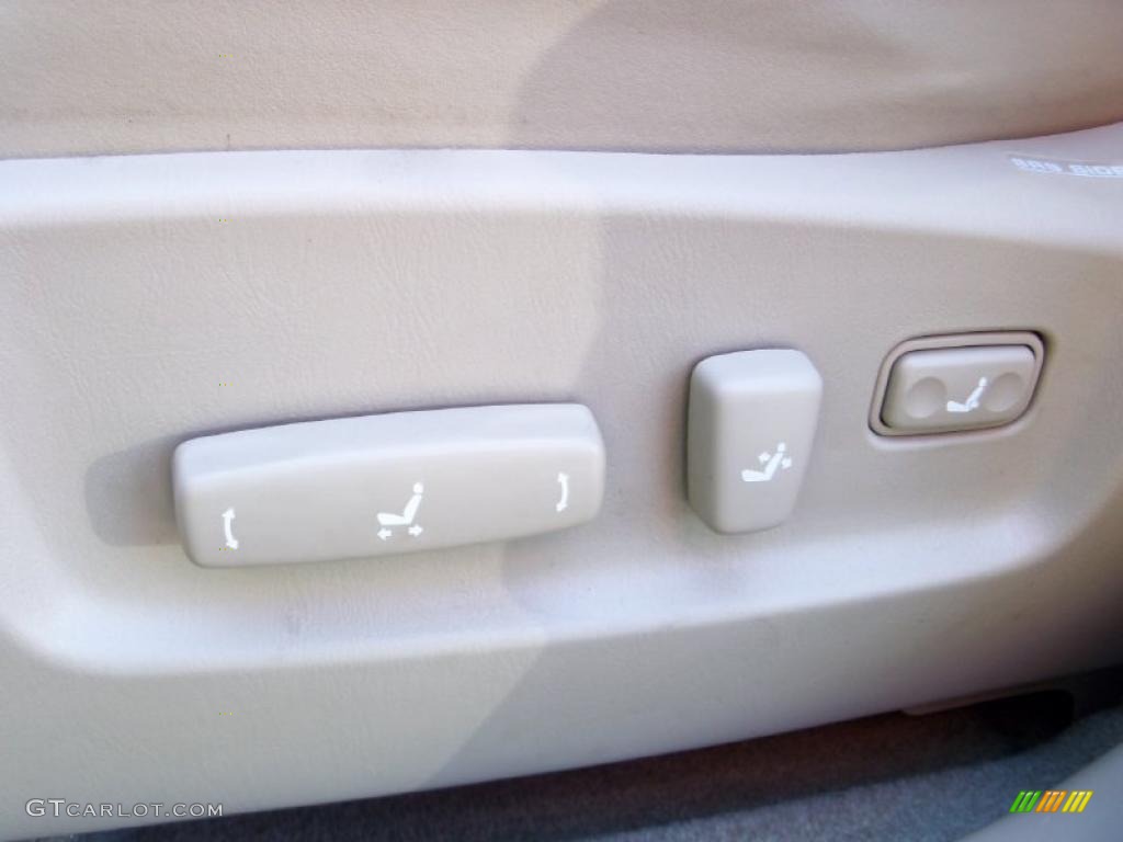 2003 RX 300 AWD - Millenium Silver Metallic / Ivory photo #3