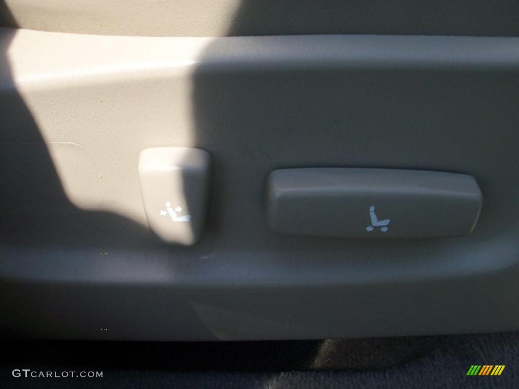 2003 RX 300 AWD - Millenium Silver Metallic / Ivory photo #25