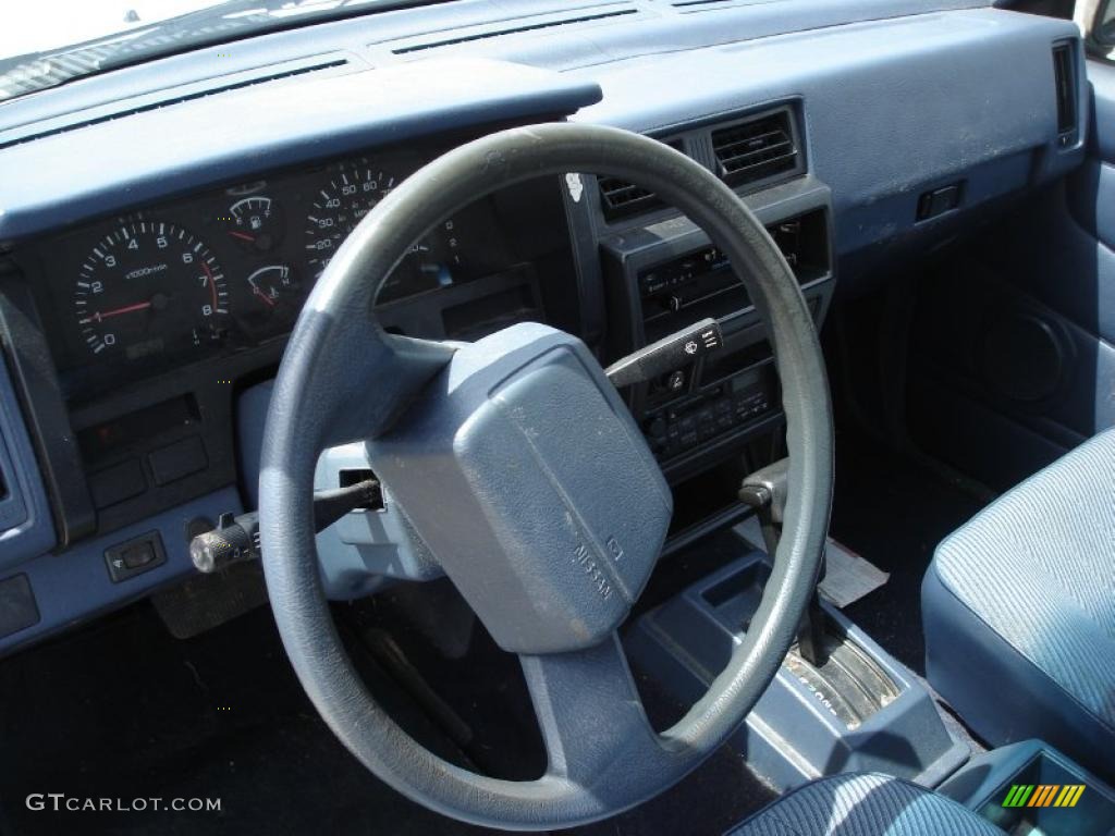 1993 Hardbody Truck Regular Cab - Platinum Metallic / Gray photo #6